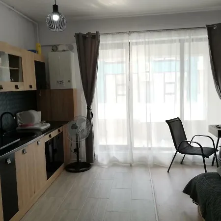 Lora Studio * Navodari